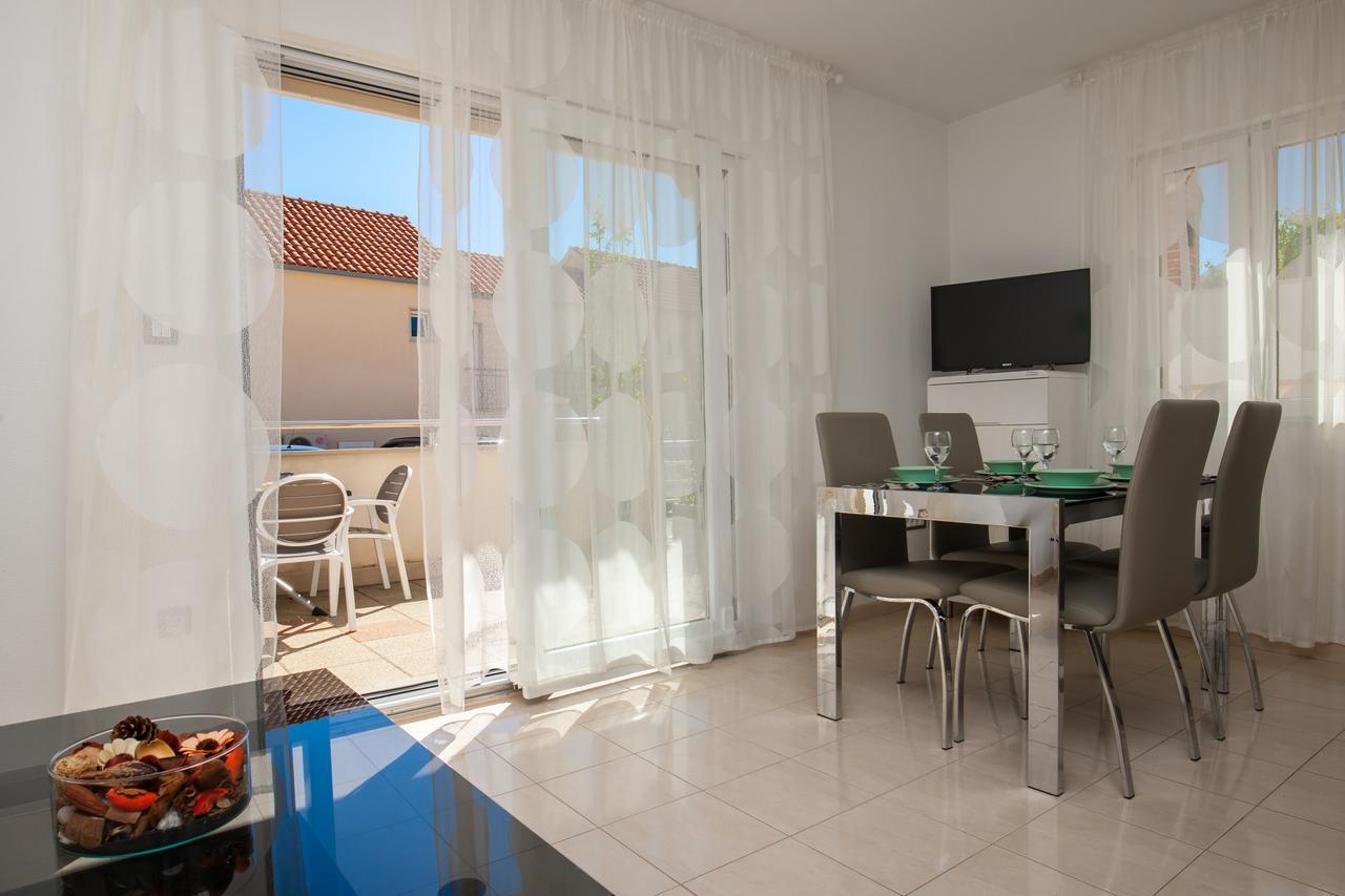 Vista Apartments Бол Екстериор снимка