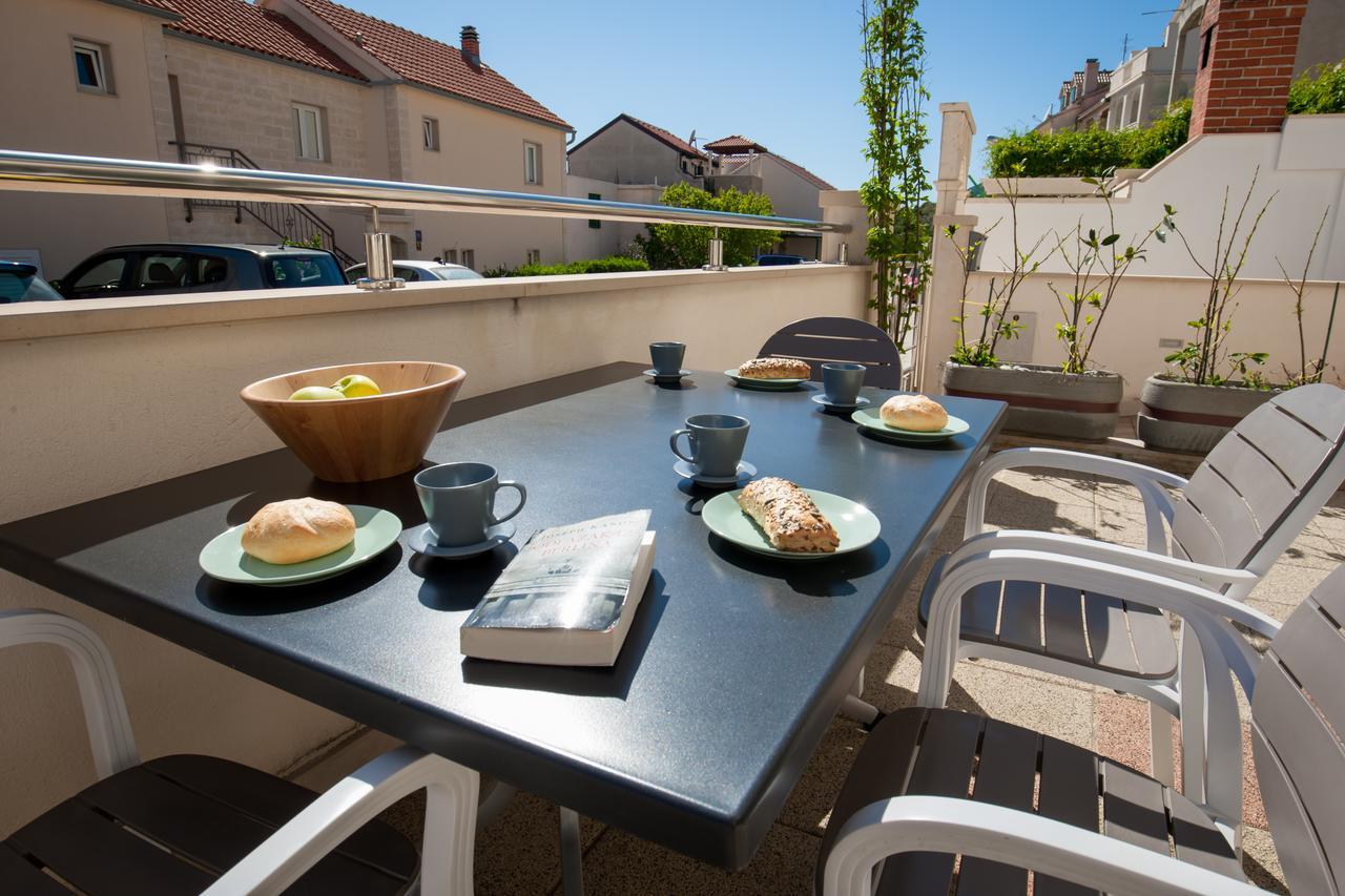 Vista Apartments Бол Екстериор снимка