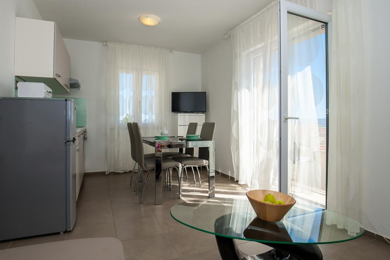 Vista Apartments Бол Екстериор снимка